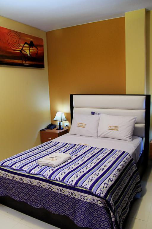 Villa Real Hotel & Suites Chiclayo Room photo