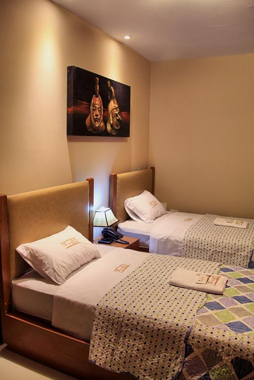 Villa Real Hotel & Suites Chiclayo Room photo
