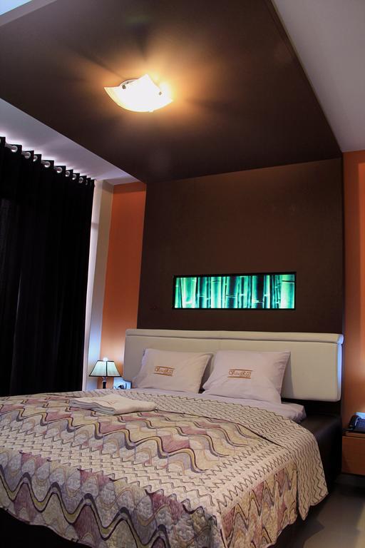 Villa Real Hotel & Suites Chiclayo Room photo